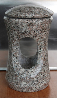 Žulový lampáš G664