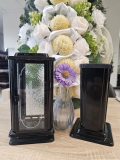 AKCIOVÝ SET VÁZA A LAMPÁŠ čierny plech